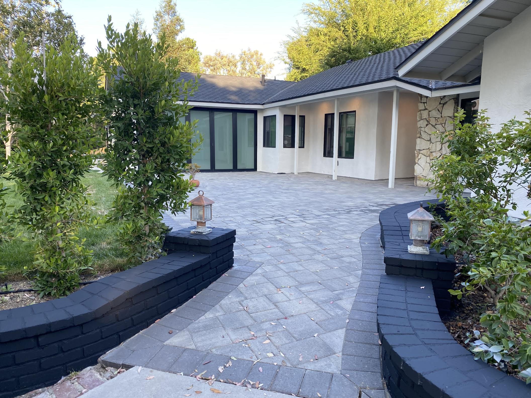 Grata House Addiction Treatment in Los Angeles, California