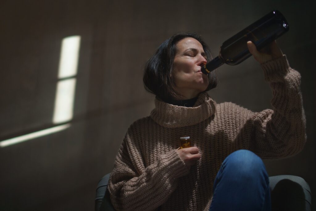 woman with alcohol problem struggling with wet brain symptoms